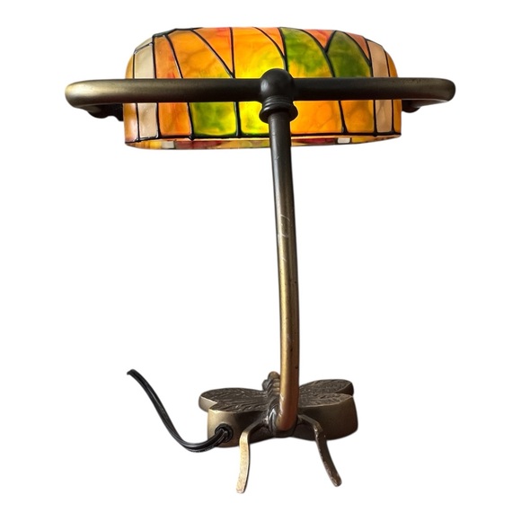 ❤️💛VTG Tiffany Style Dragonfly Multicolor Stained Glass And Bronze Accent Lamp - Picture 8 of 15